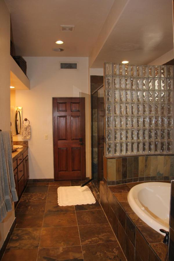 Your Home Away From Home Tucson Exterior photo